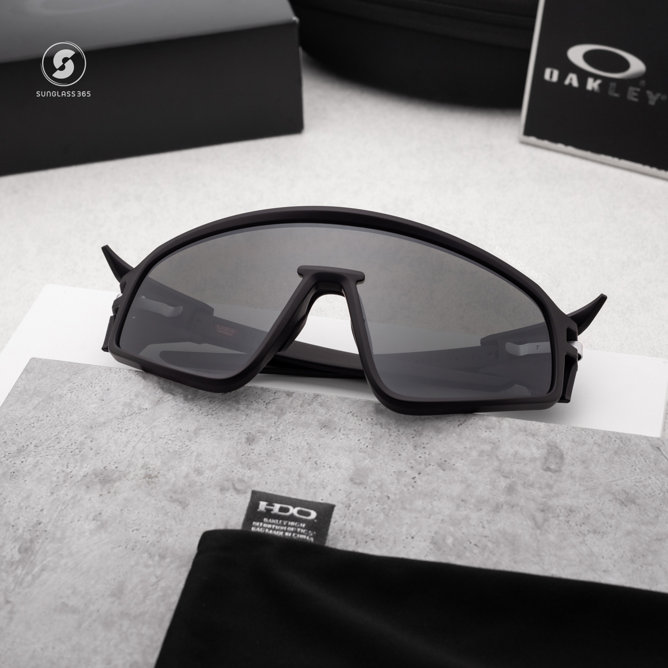 OAKLEY LATCH PANEL OO9404-01 Matte Black Prizm Black