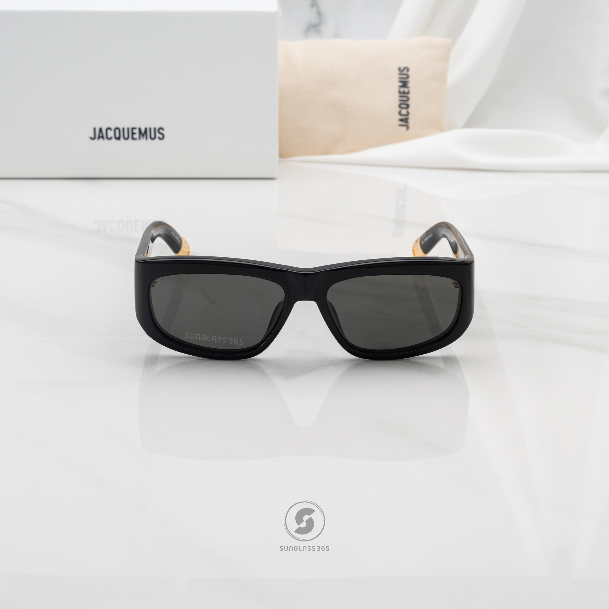 แว่นกันแดด JACQUEMUS THE PILOTA JAC2 C1