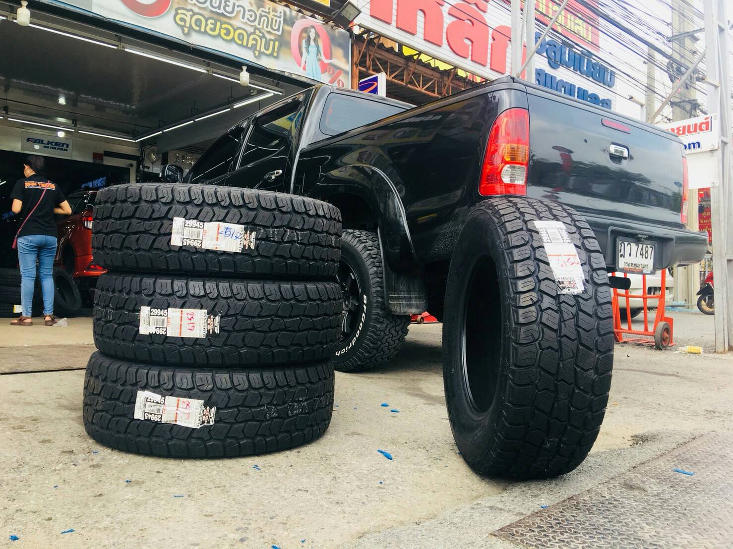 MICKEY THOMPSON DEEGAN 38 AT 265/65R18 ราคาถูก