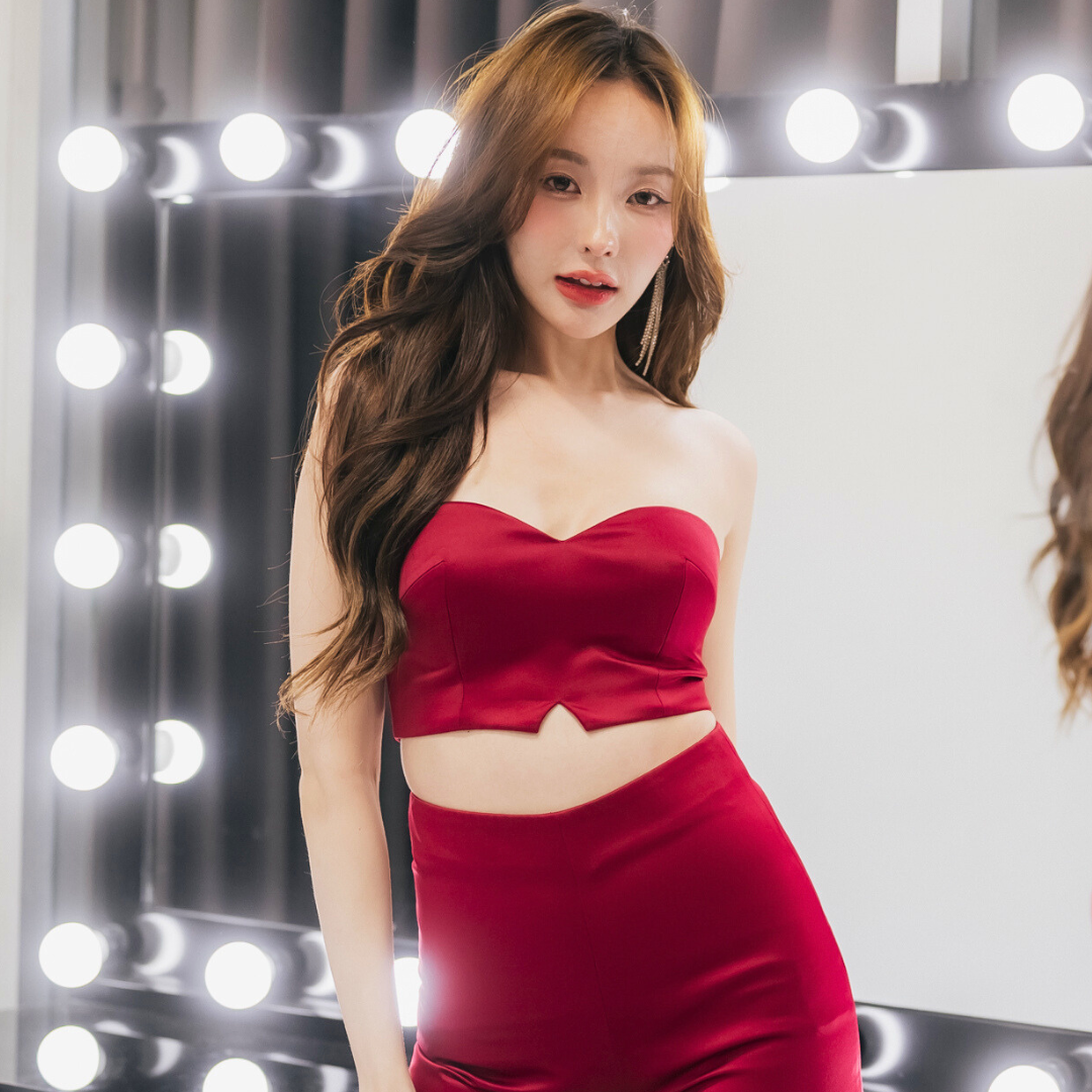 Lism S-060 Duchesse Satin Bustier เสื้อครอปเกาะอก