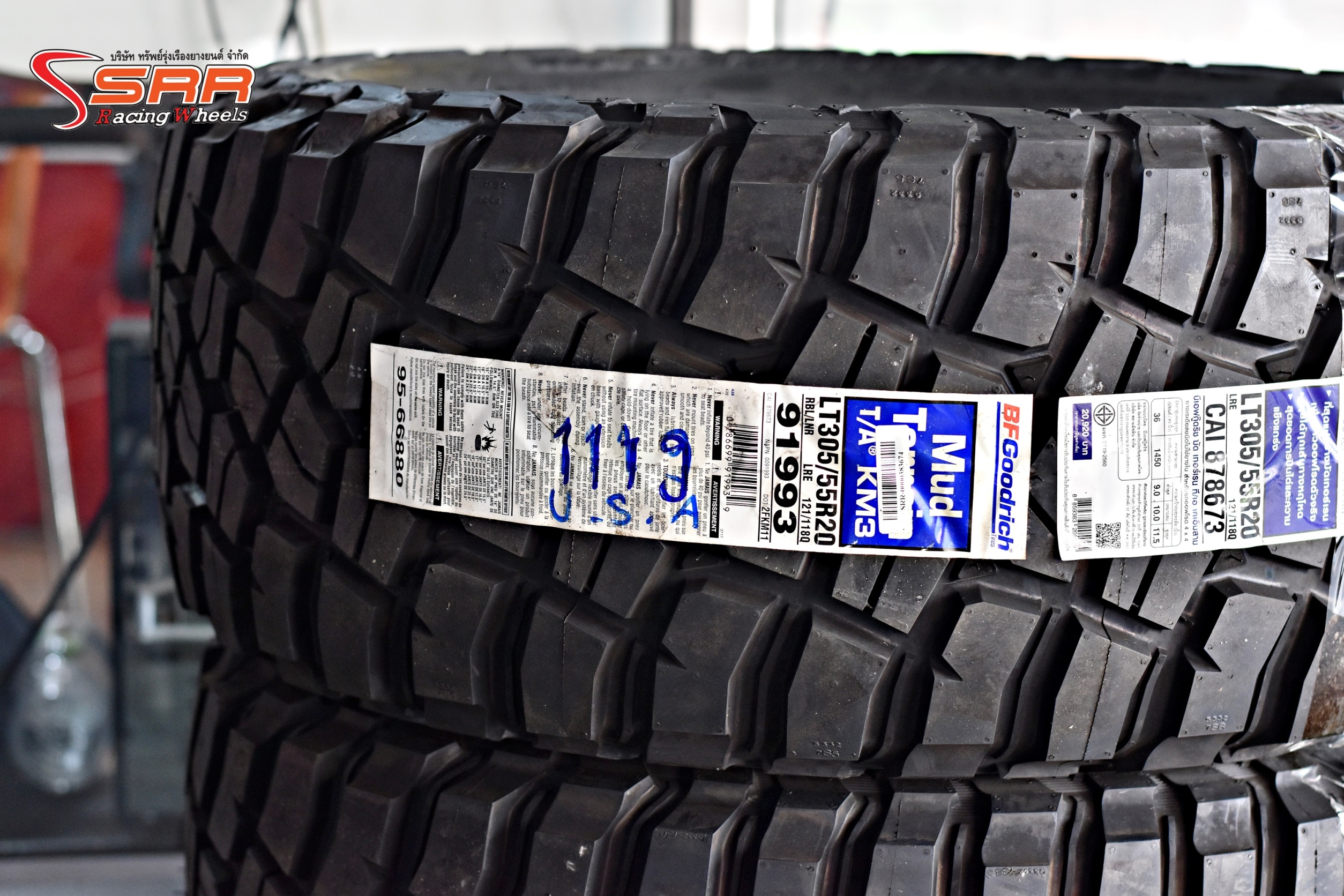 BFGOODRICH MT-KM3 305-55-20 ปี19 U.S.A