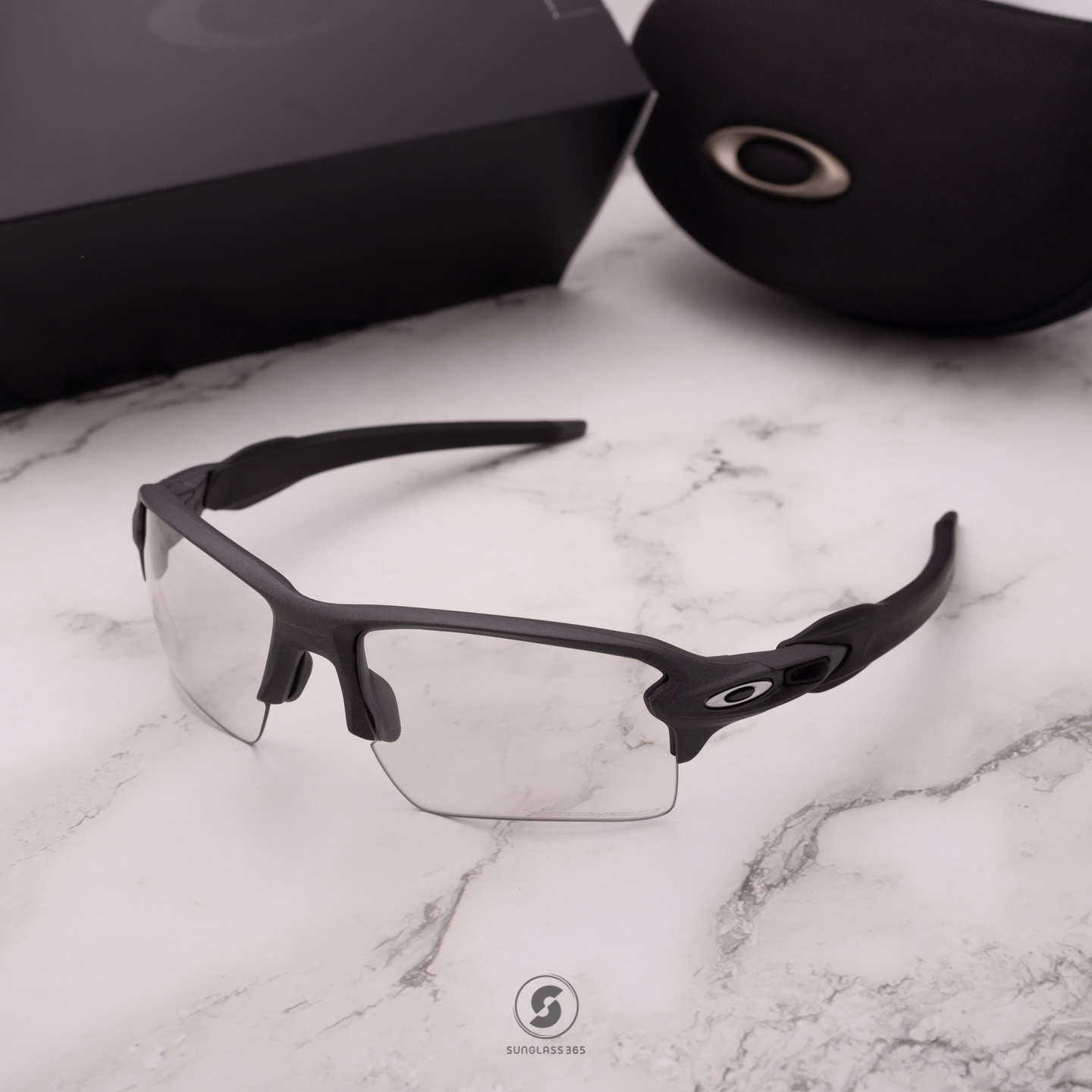 Oakley FLAK 2.0 XL OO9188-16 Clear/Black Photochromic