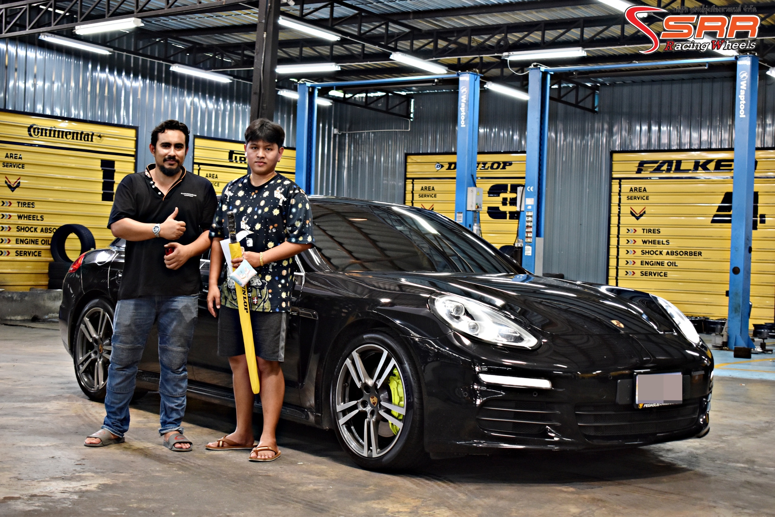 PIRELLI PZERO 255/40-20 ปี19 ราคาพิเศษ