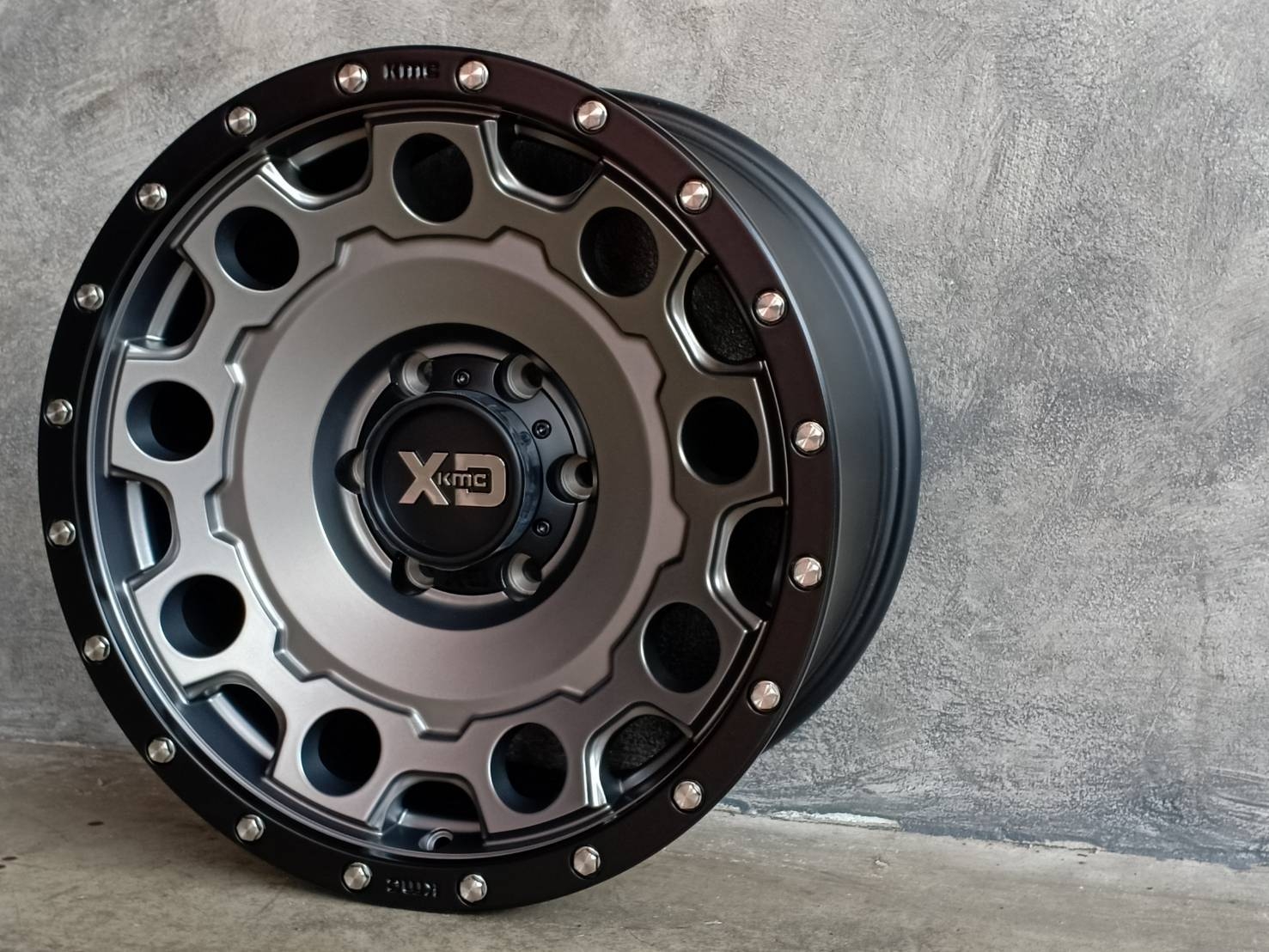 XD129 18X9 6X139.7 18 106.25 M-GRAY BLK-RING