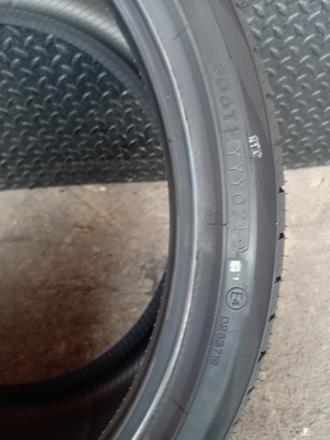 ยางญี่ปุ่นมาใหม่ YOKOHAMA BLUEARTH-A AE50 275/30-19