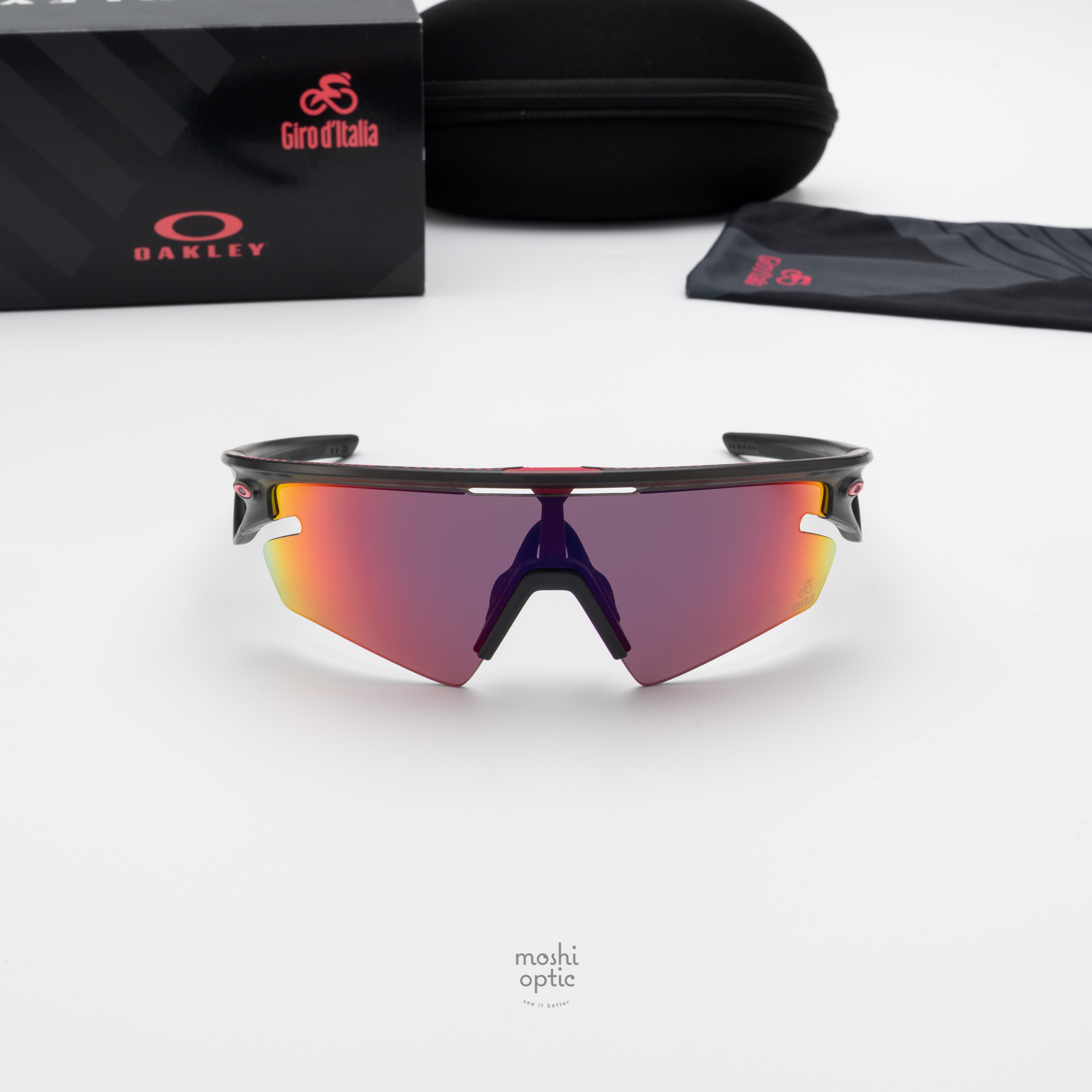 OAKLEY Sphaera Slash OO9499-09 Giro Grey Smoke (Giro D_Italia Collection 2025)