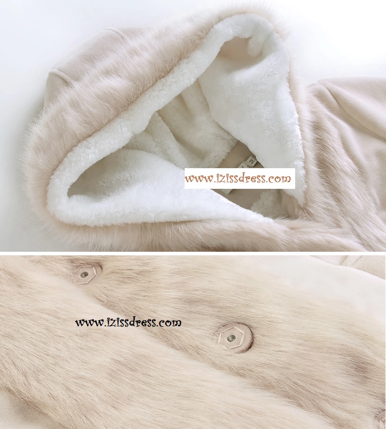 ***พรีออเดอร์***เสื้อโค้ท เสื้อกันหนาวสีน้ำตาล ประดับขนเฟอร์อย่างดีสีน้ำตาลอ่อนรอบตัวเสื้อ และข้อมือ ติดกระดุมด้านหน้า สวยเหมือนแบบแบรนด์แท้ 100% ค่ะ