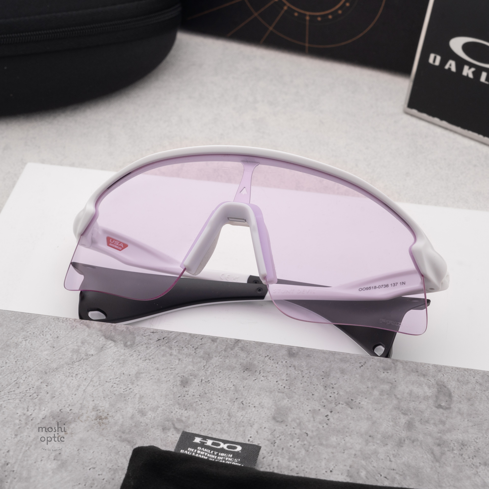 OAKLEY STUNT DEVIL S OO9518-07 Matte White Prizm Low Light