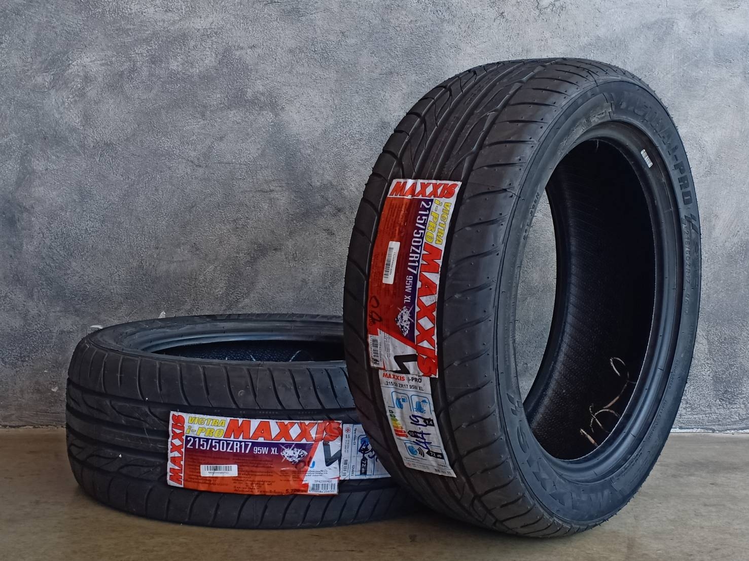 MAXXIS 215/50ZR17 VICTRA I-PRO 95W XL MADE IN THAILAND