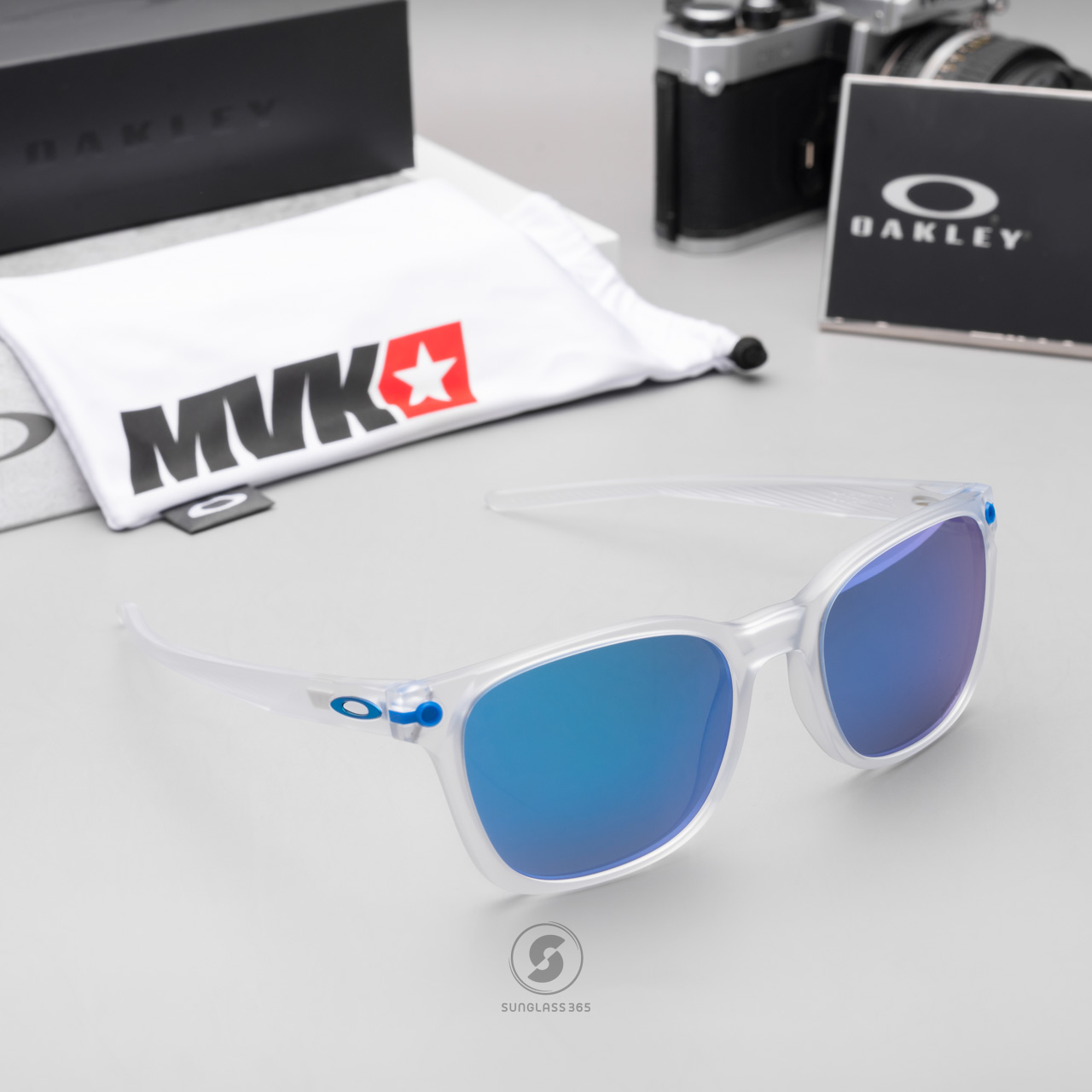 OAKLEY Ojector OO9018-11 MotoGP Prizm Sapphire MVK