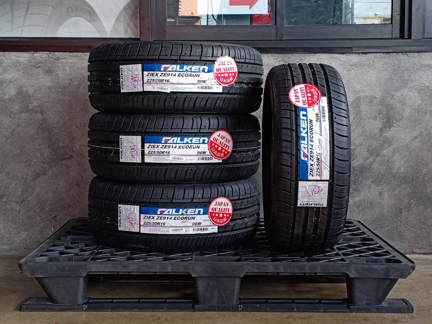 ยางใหม่ FALKEN ZE914 ยางปี19 ราคาพิเศษ ยาง นุ่ม เงียบ ราคาถูก