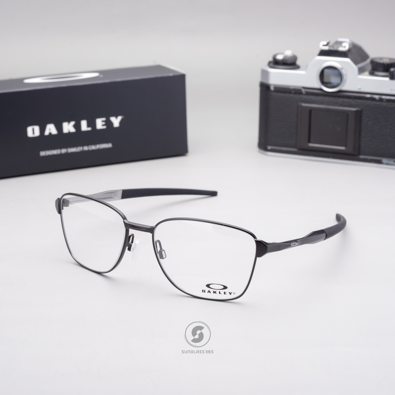 Oakley Dagger Board OX3005-01 Satin Black
