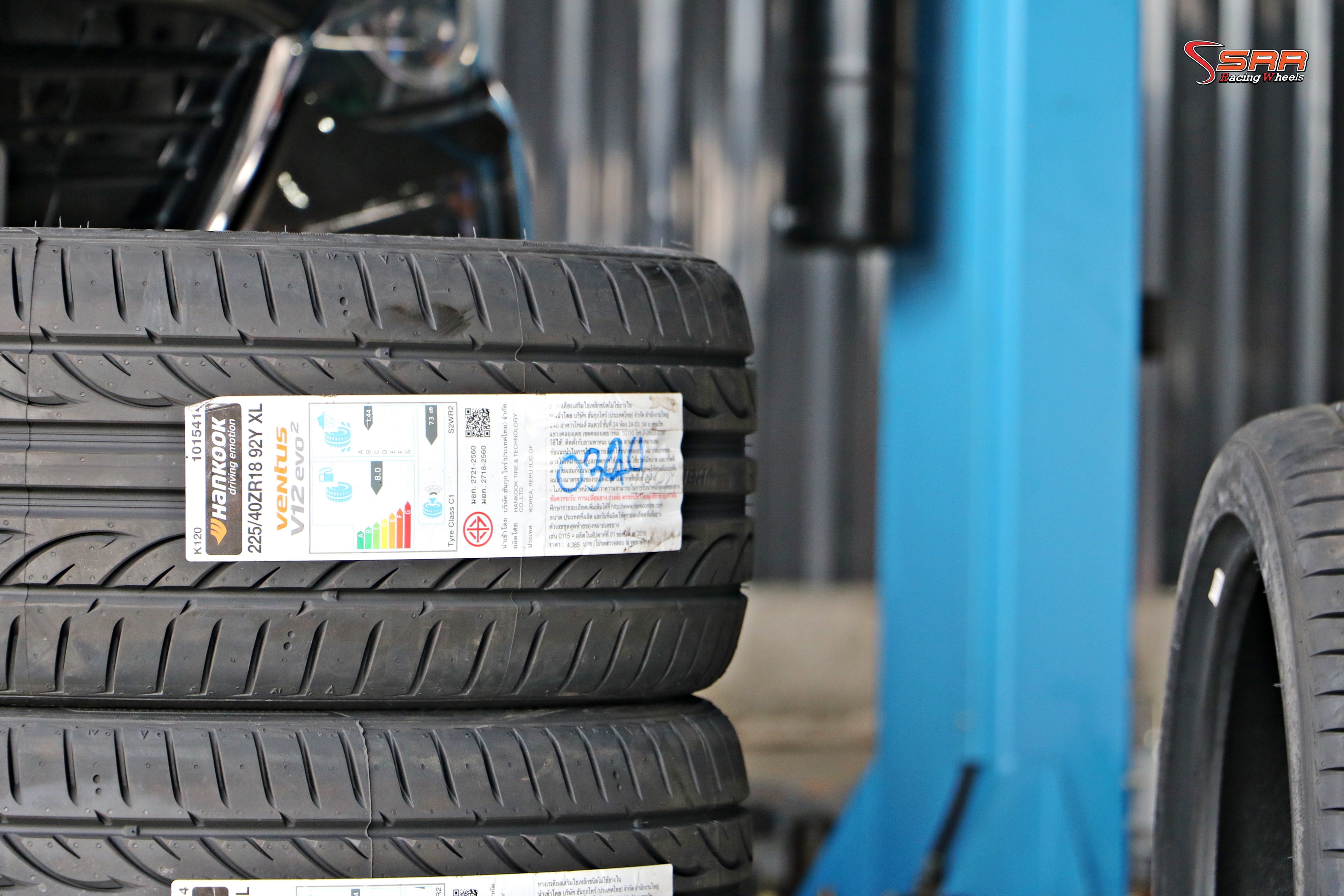 HANKOOK VENTUS V12-EVO2 ขนาด 225/40R18 ปี2024