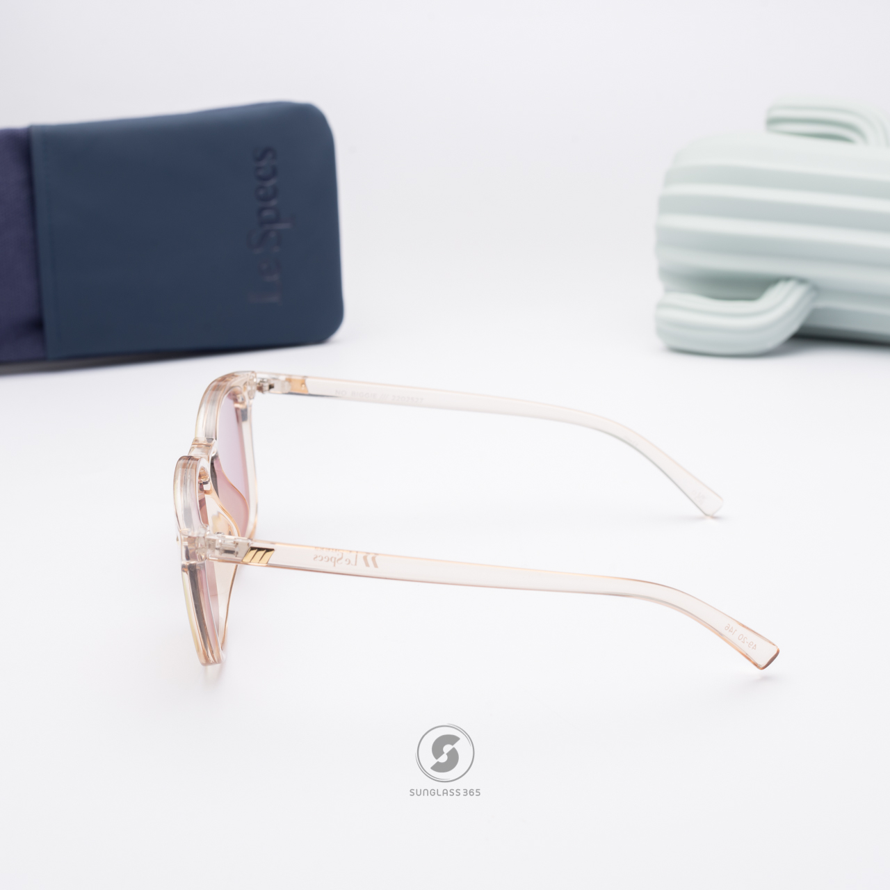 แว่นกันแดด Le Specs LSP2202527 No Biggie Sugar Syrup