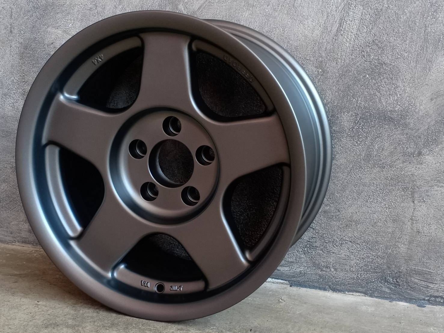 TAM-3290 16X8 5X114.3 0 73.1 GM-FLAT