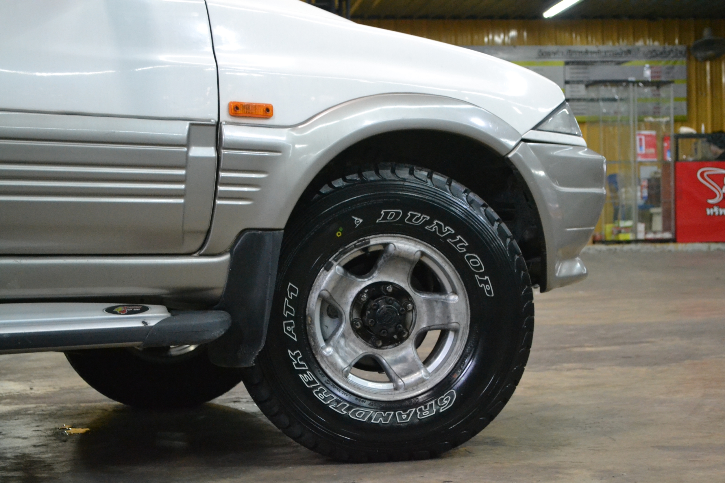 Dunlop Grandtrek at1 31X10.5R15 ซื้อ2แถม2 ใส่กะบะ