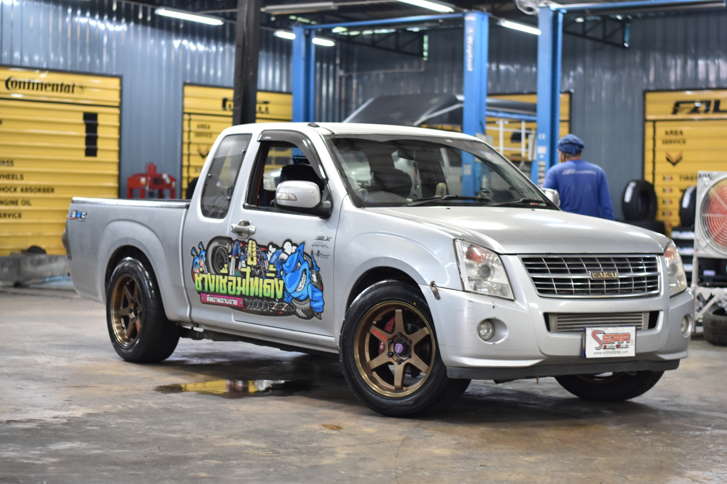 TE37 ขอบ18 หยอดแดง กว้าง9.5 PCD6x139.7 offset+28