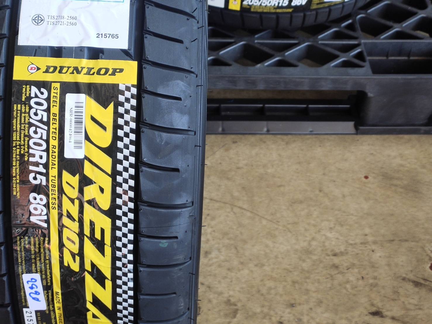 DUNLOP 205/50R15 86V DIREZZA DZ102 THAILAND