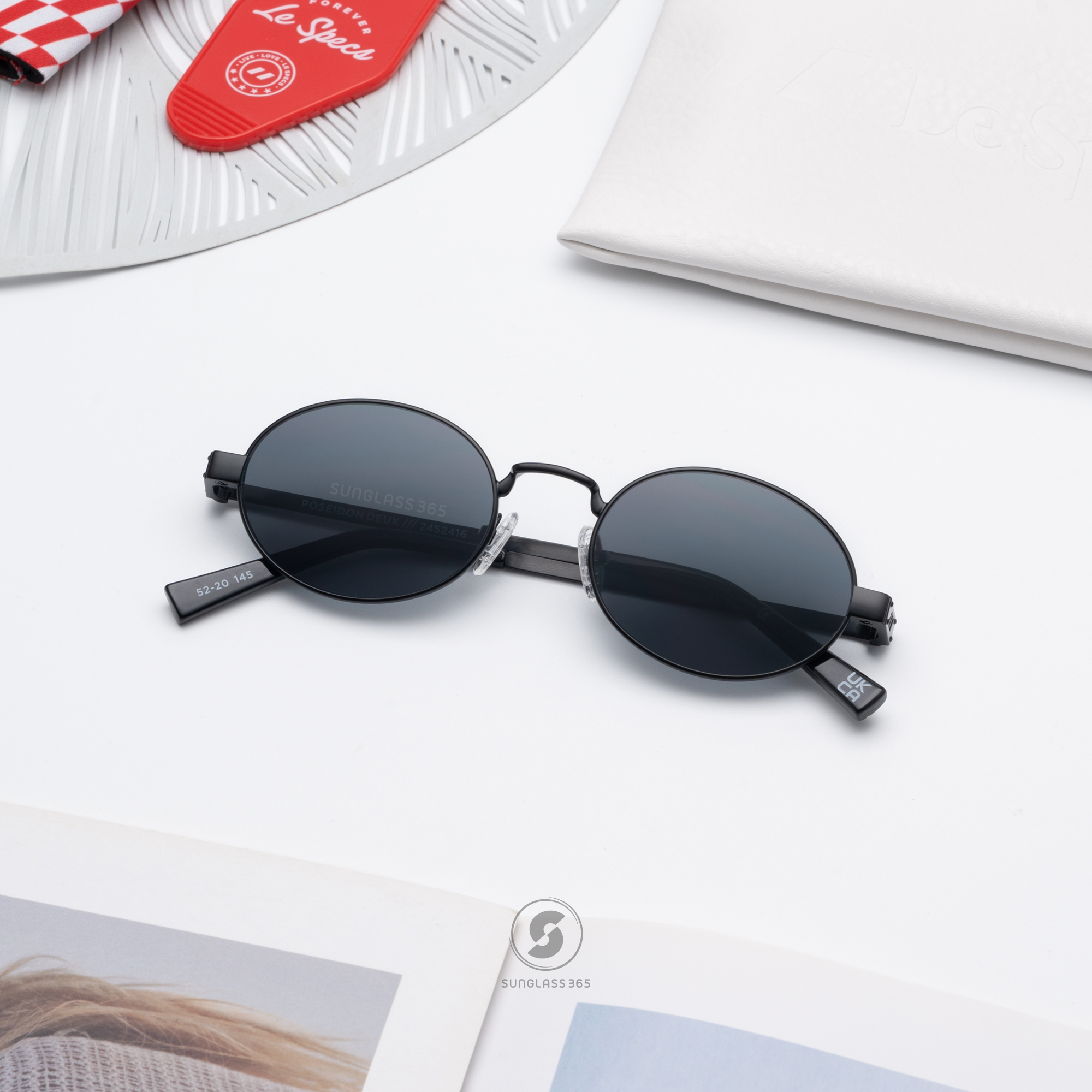 แว่นกันแดด Le Specs LSP2452416 POSEIDON DEUX Matte Black - Smoke Mono