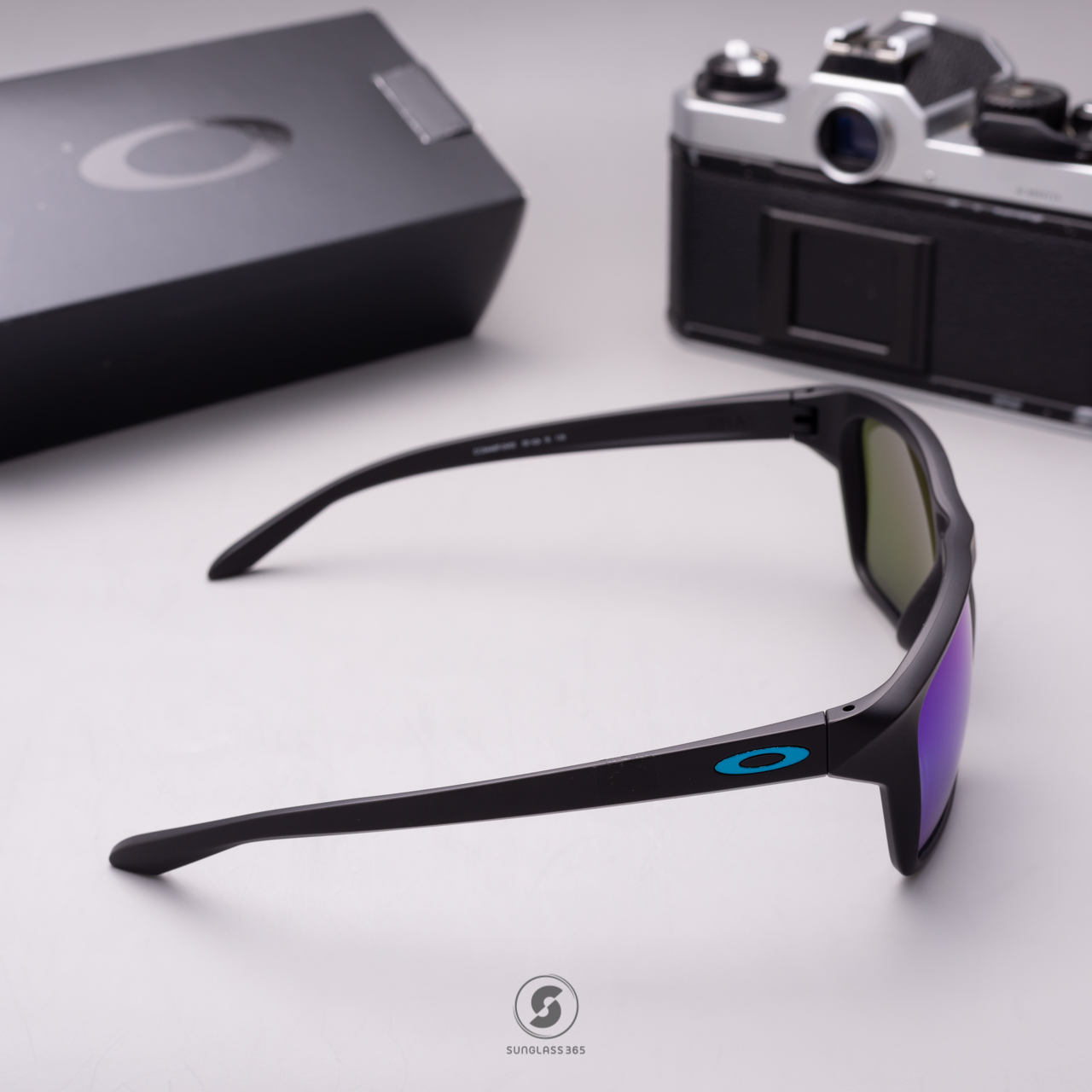 Oakley OO9448f-04 Sylas(A) Matte Black Prizm Sapphire Iridium Polarized