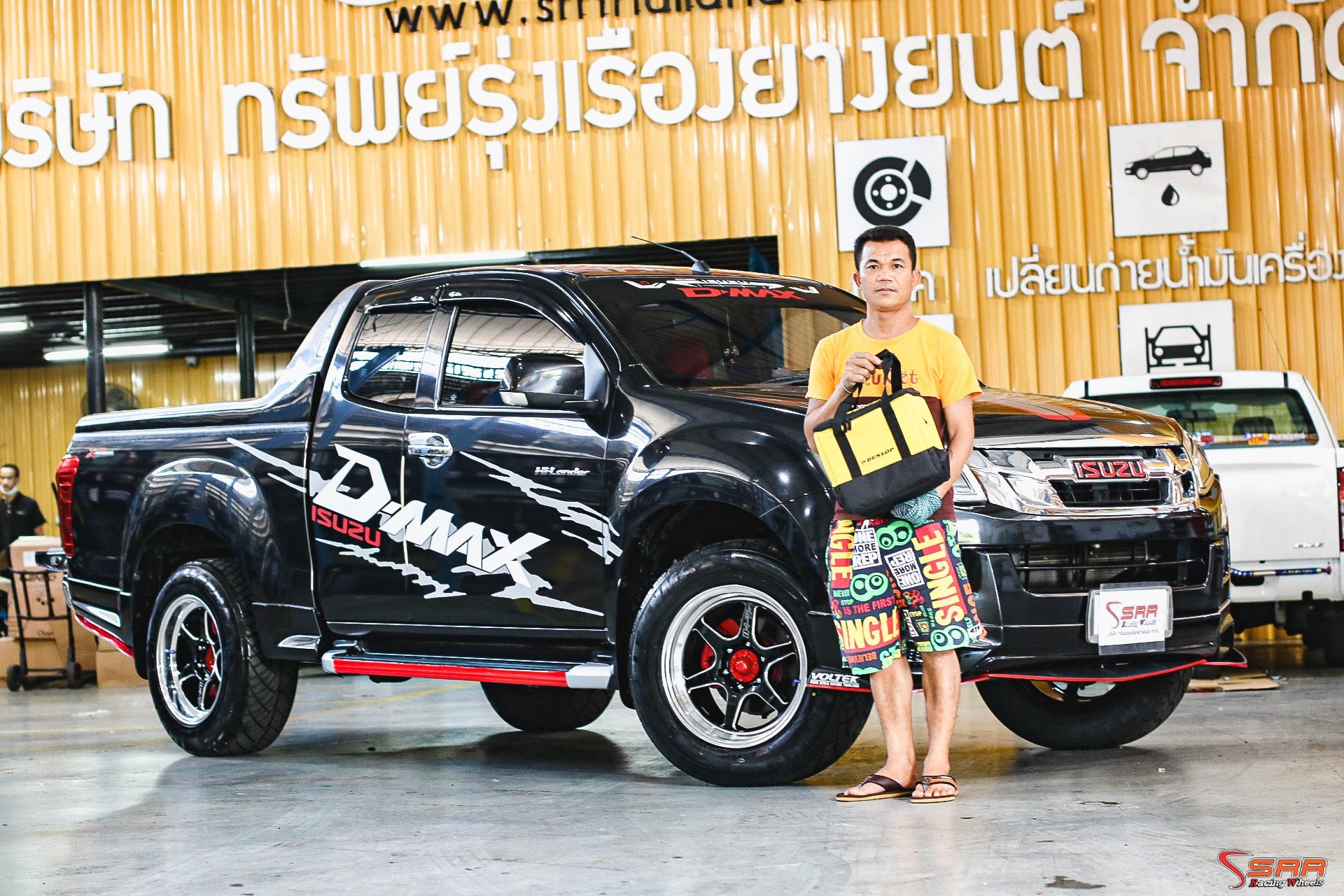 LENSO D-1SF ขอบ18 ล้อแท้ ล้อกว้าง9.5/10.5 offset+25/30 PCD 6x139.7