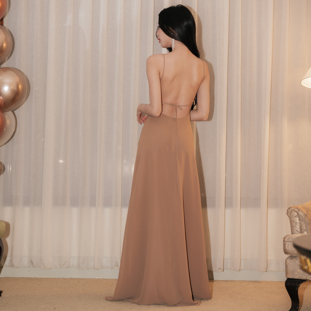 Lism D-115 Bold Elegance Cut-out Dress ชุดเดรสยาว