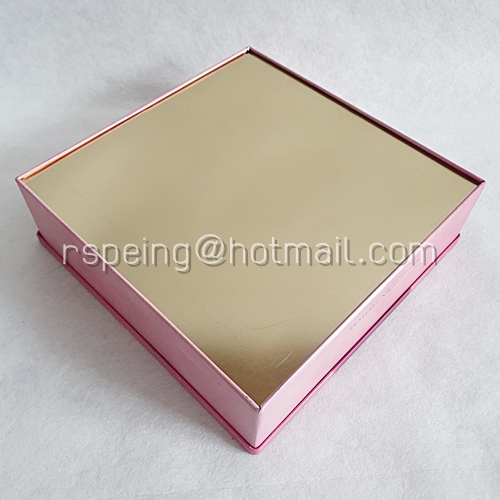 กล่องขนมไหว้พระจันทร์ ลายสาวจีนอุ้มกระต่าย S&P