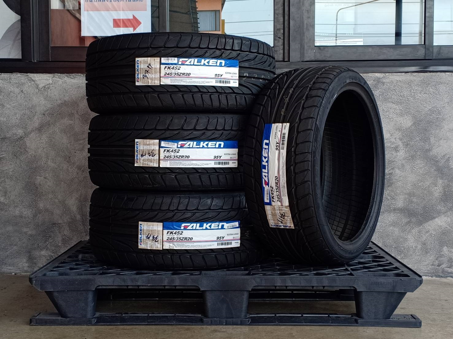 FALKEN 245/35ZR20 FK452 95Y MADE IN THAILAND