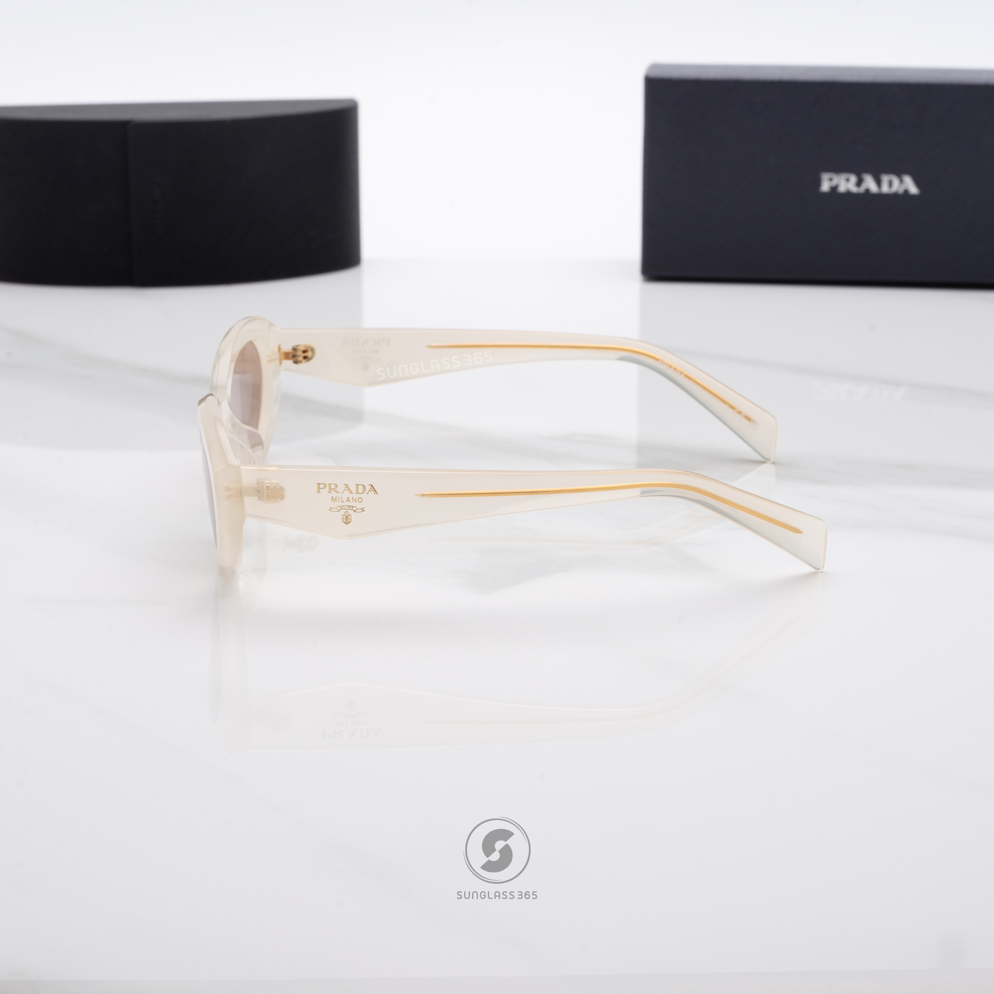 PRADA Symbole PR26ZSF 12V4I2 Opal Milk