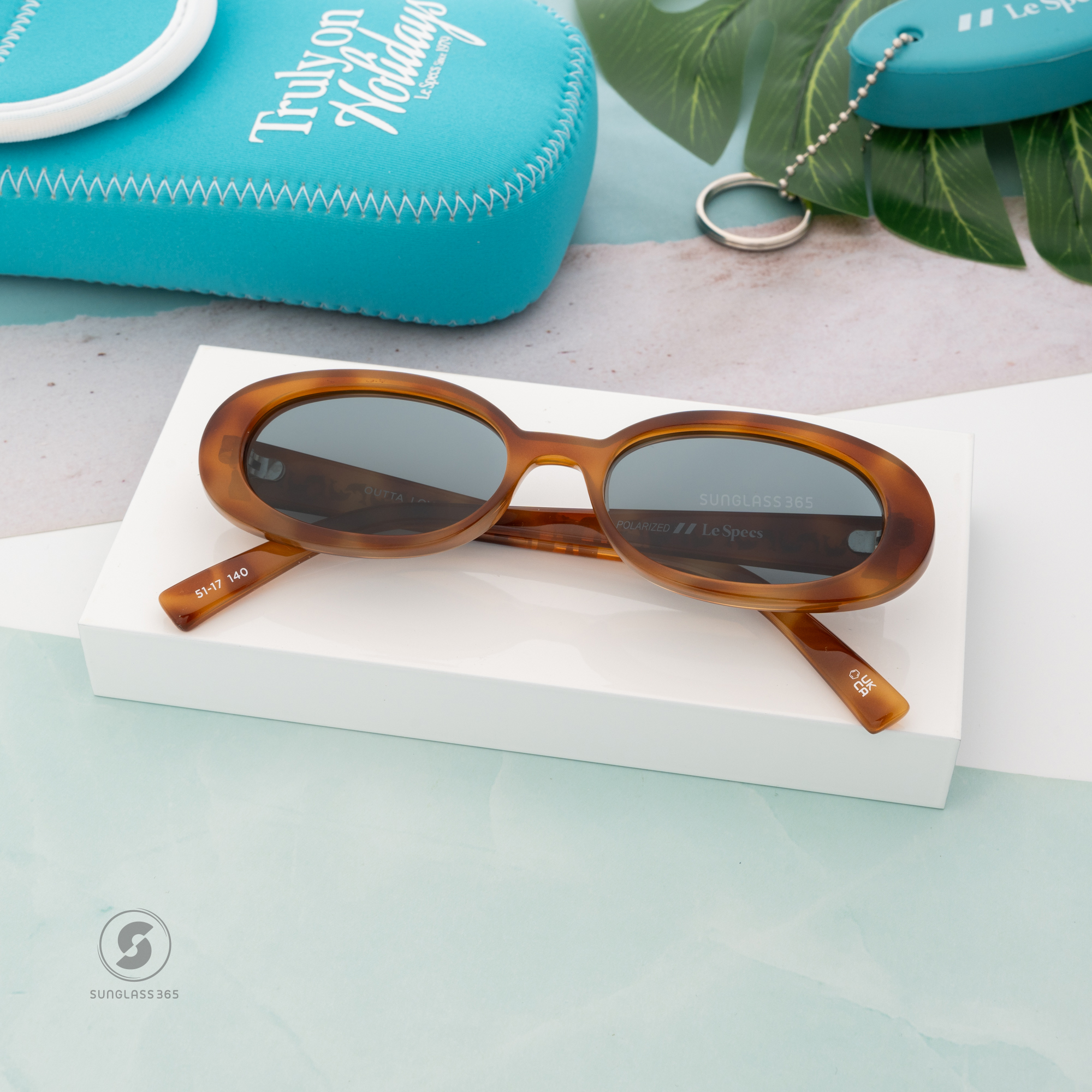 แว่นกันแดด Le Specs LSP2465418 OUTTA LOVE LTD ETD / Vintage Tort Polarized