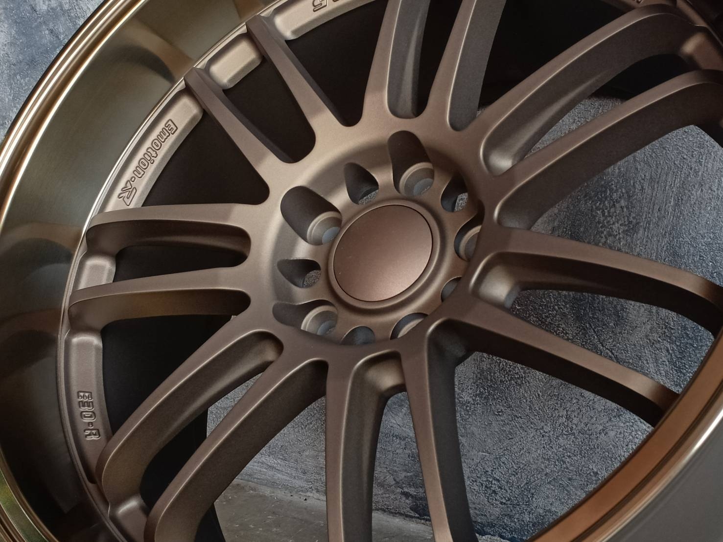 ZRE30 18X9.5 5X114.3 ต้องการส่วนลดราคาพิเศษ กรุณาสอบถาม