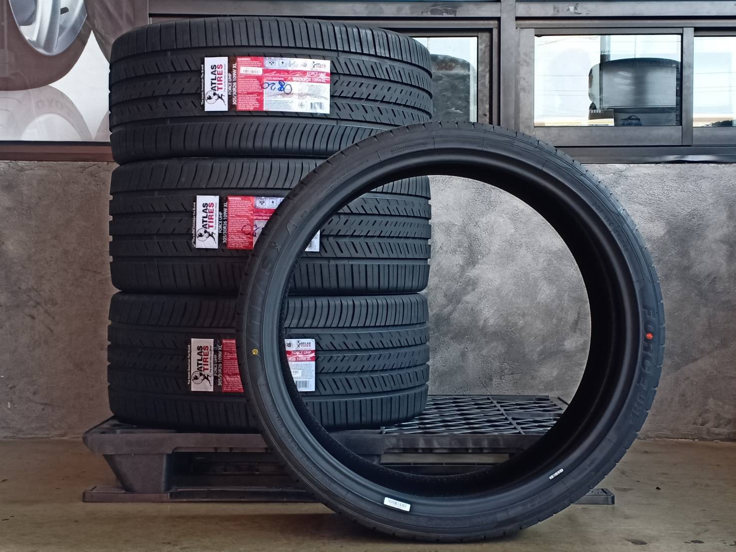ATLAS 305/30R26 FORCE UHP ปี2020 ราคาถูก