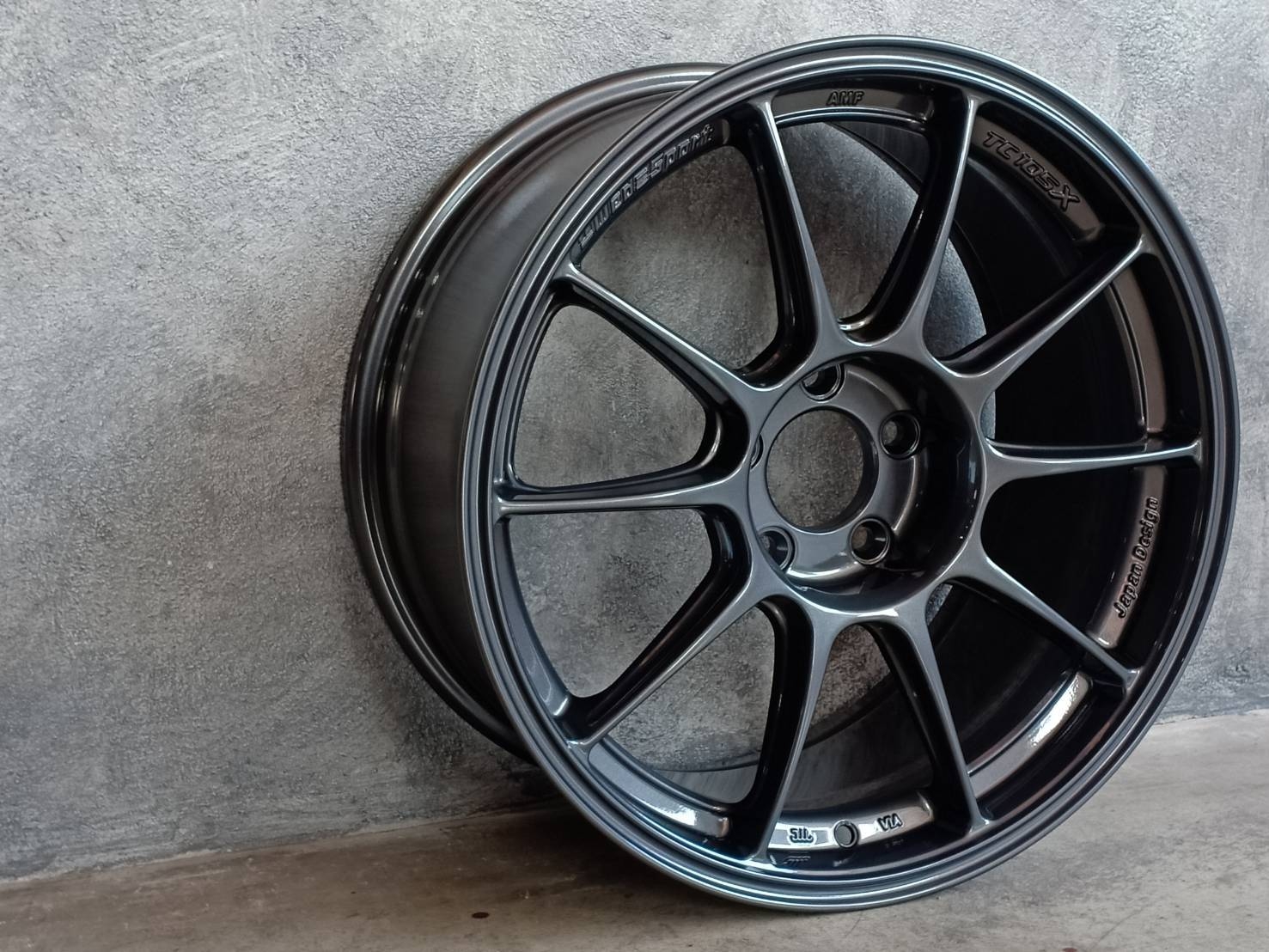 AOW-105X (FLOWFORMING) 18X8.75 5H114.3 35 73.1