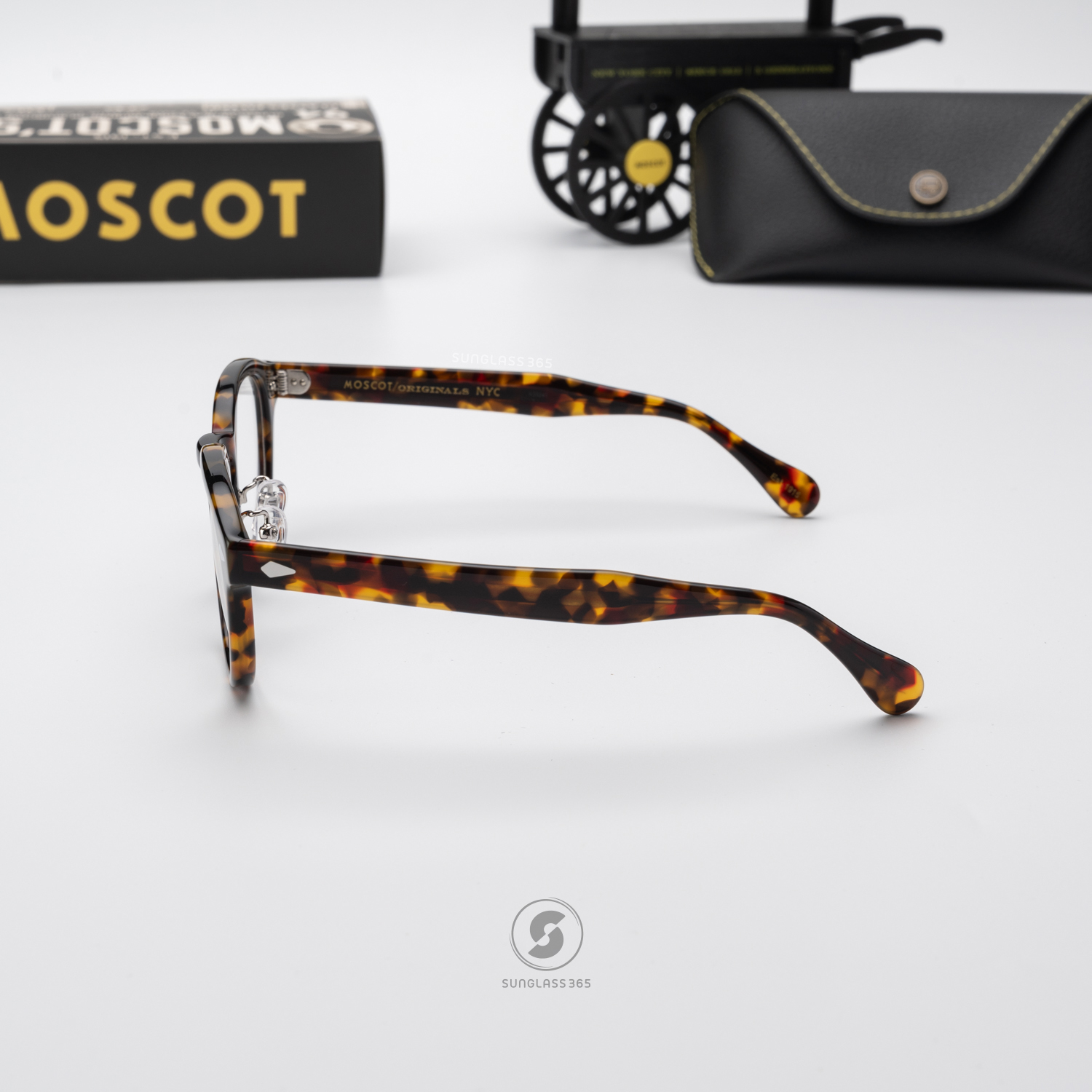 แว่นสายตา Moscot Lemtosh Col. Tortoise