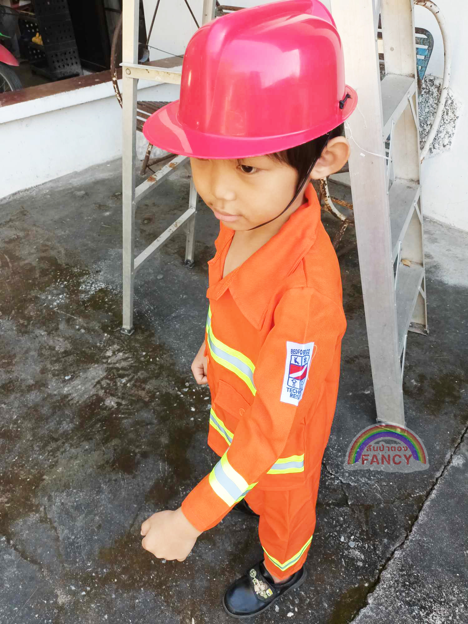 ชุดนักดับเพลิงเด็ก ชุดอาชีพในฝัน ชุดพนักงานดับเพลิง