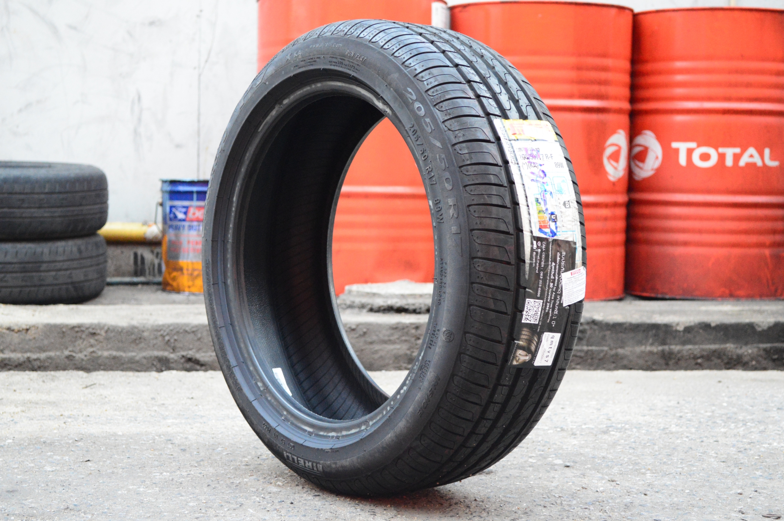 PIRELLI P7 205-50-17 เส้น 4500 บาท ( runflat) ปกติ 8700