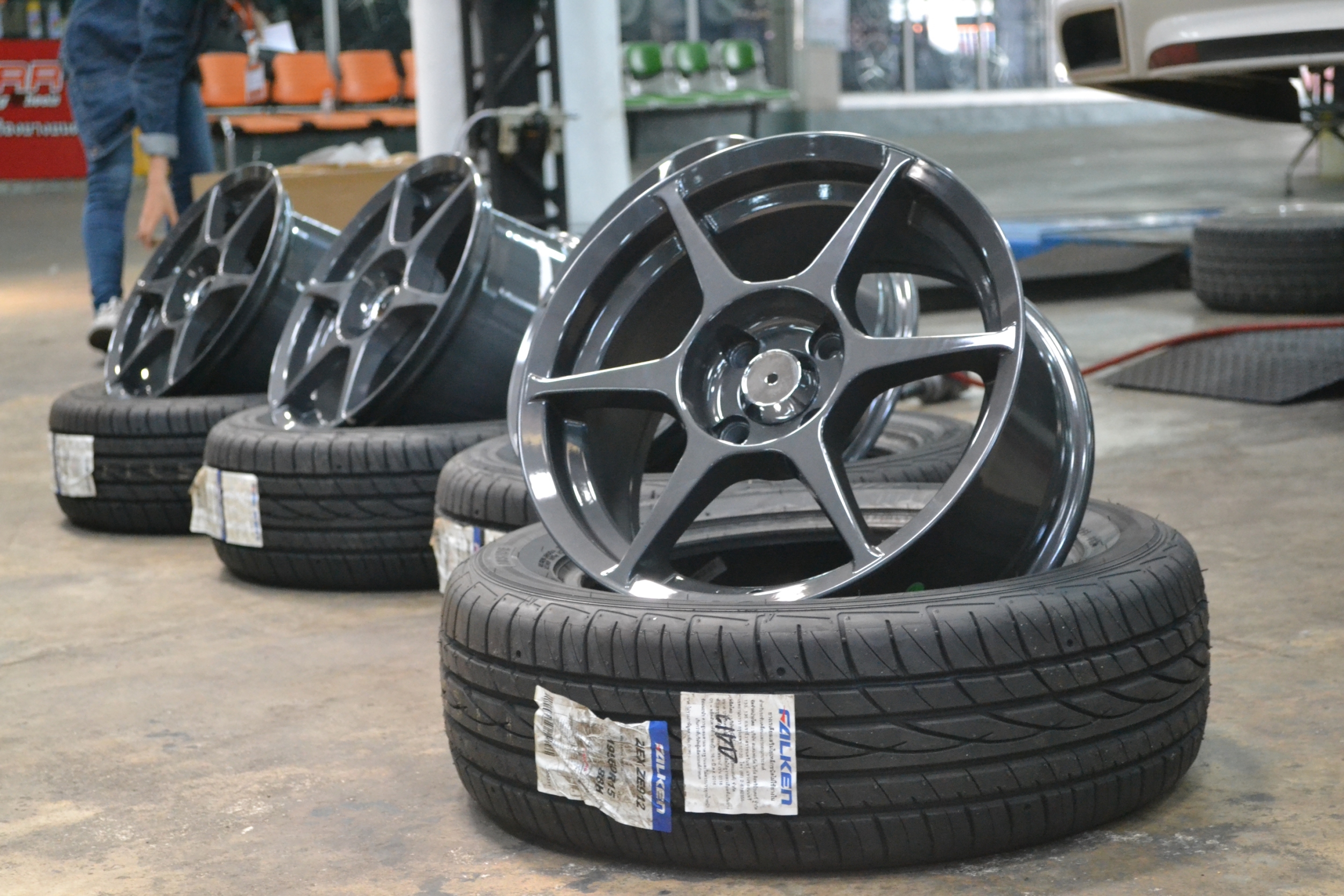 P1ขอบ15 ยาง FALKEN ZE912 195/60-15