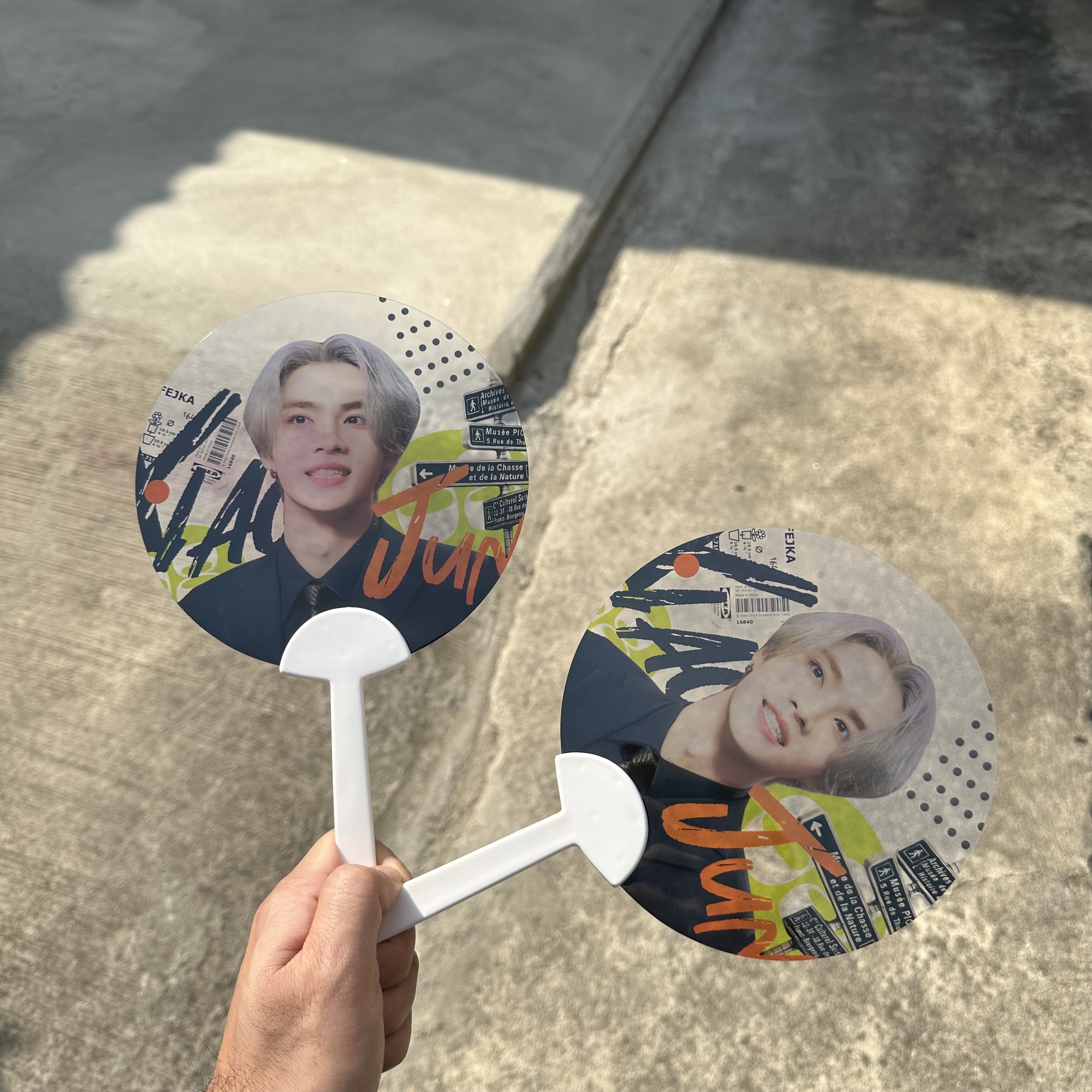 พัดใส Fan รับผลิตพัดใส สกรีนลายไม่จํากัดสี พัดโบก พัดแฟนคลับ