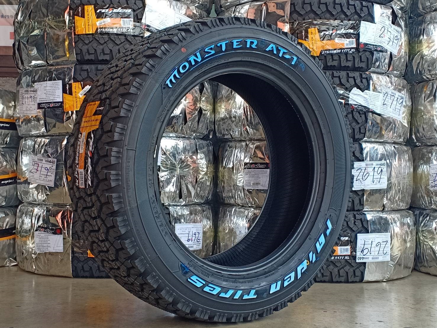 RAIDEN MONSTER AT1 275/55R20 117T (ปี19)