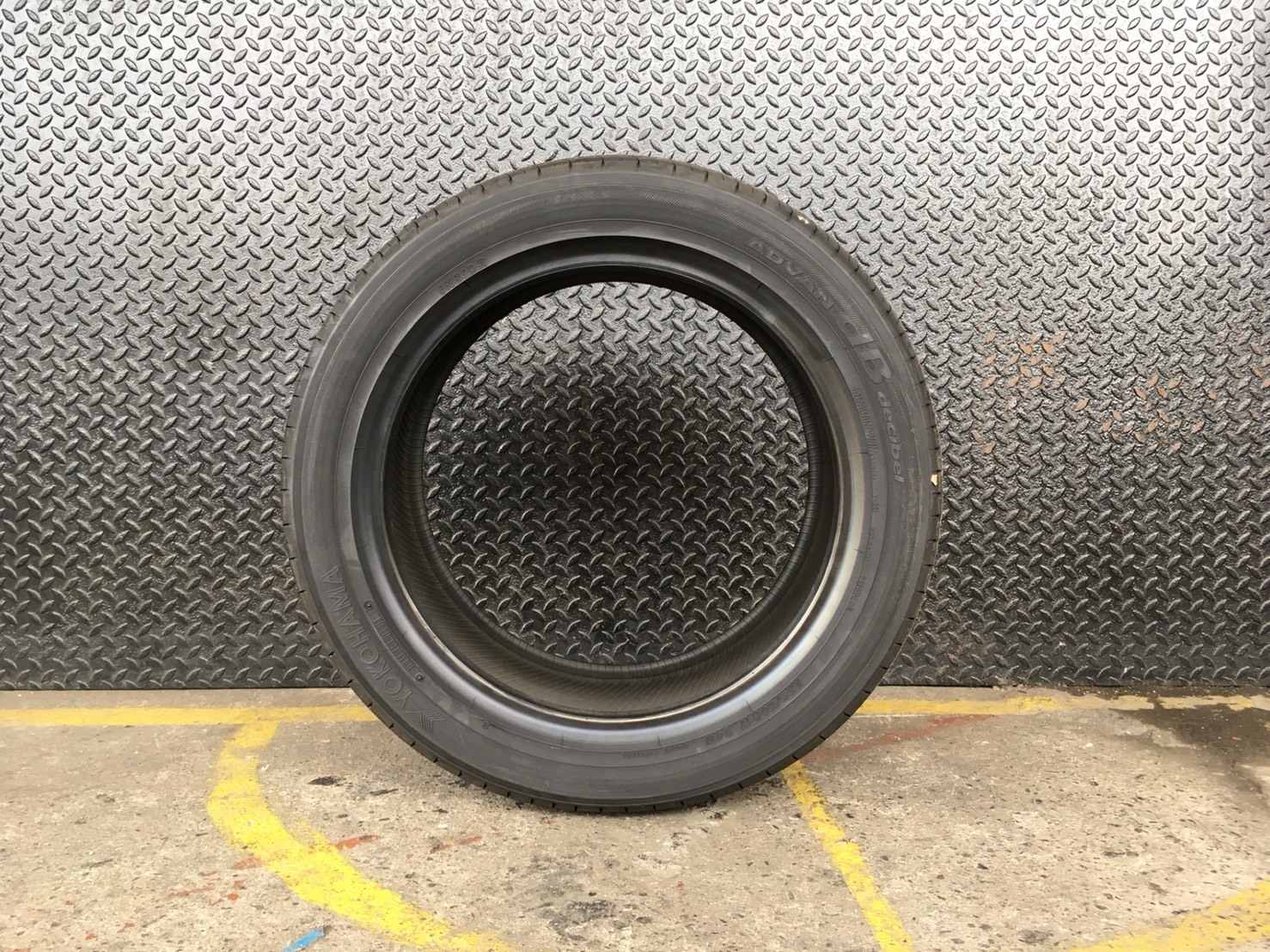 YOKOHAMA ADVAN dB decibel V551 225-50-17 เส้น 4900 ปกติ 6500 ปี18
