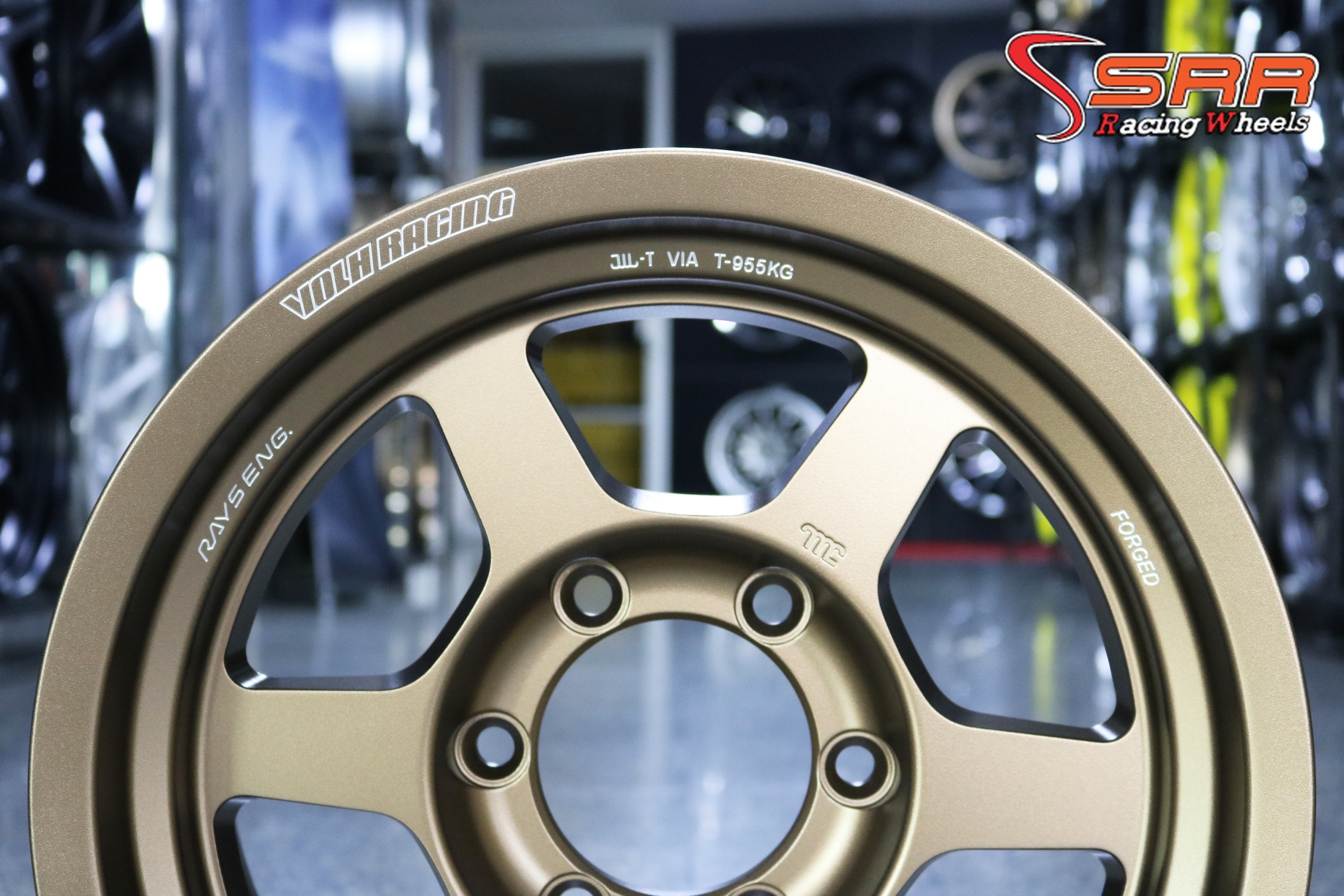 ล้อแม็กซ์ TE37 ตัวใหม่สไตล์ ออฟโรด ขอบ16