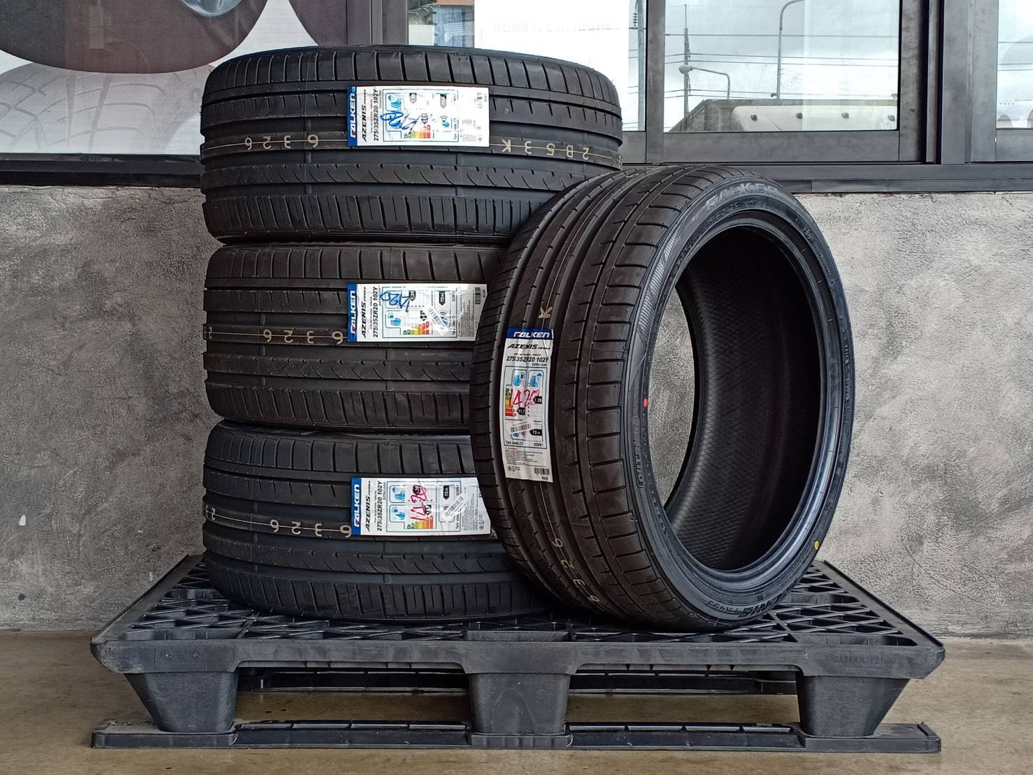 FALKEN 275/35ZR20 AZENIS FK453 102Y MADE IN JAPAN