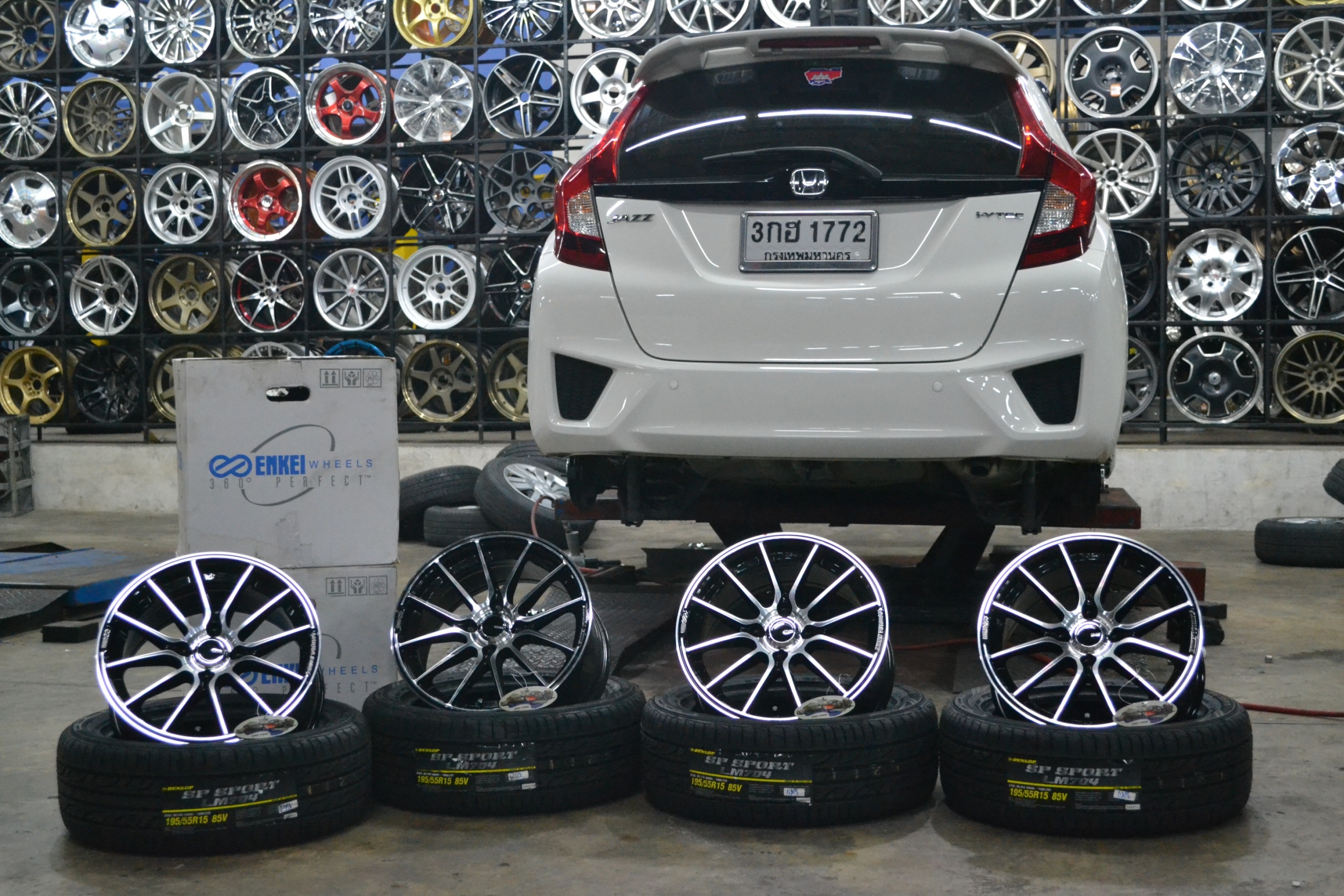 ล้อแท้ ENKEI TUNING ราคาพิเศษ