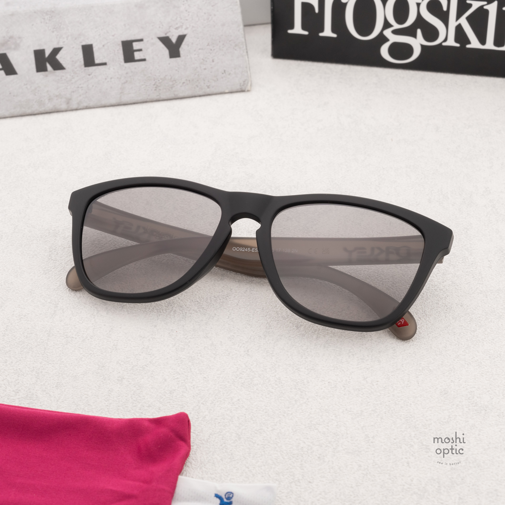 Oakley Frogskins OO9245-E5 Matte Black Prizm Slate
