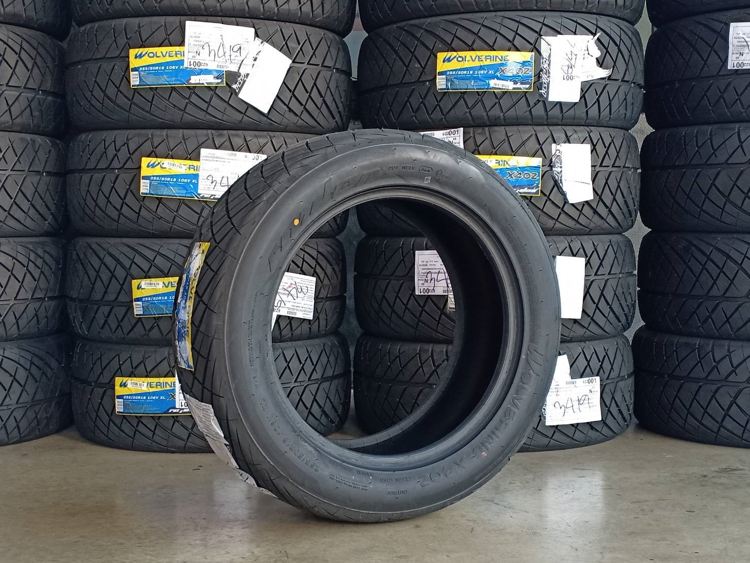 WOLVERINE 255/50-18 ปี19 ลดราคา