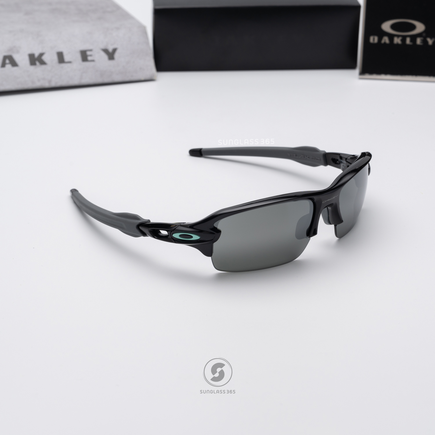 Oakley OJ9005-01 Flak XS Polished Black Prizm Black