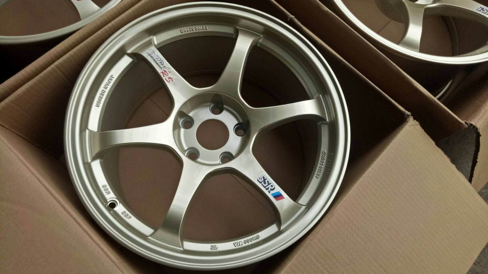 SSR TYPE-C ขอบ18 ชุด 9800 บาท ปกติ 24000