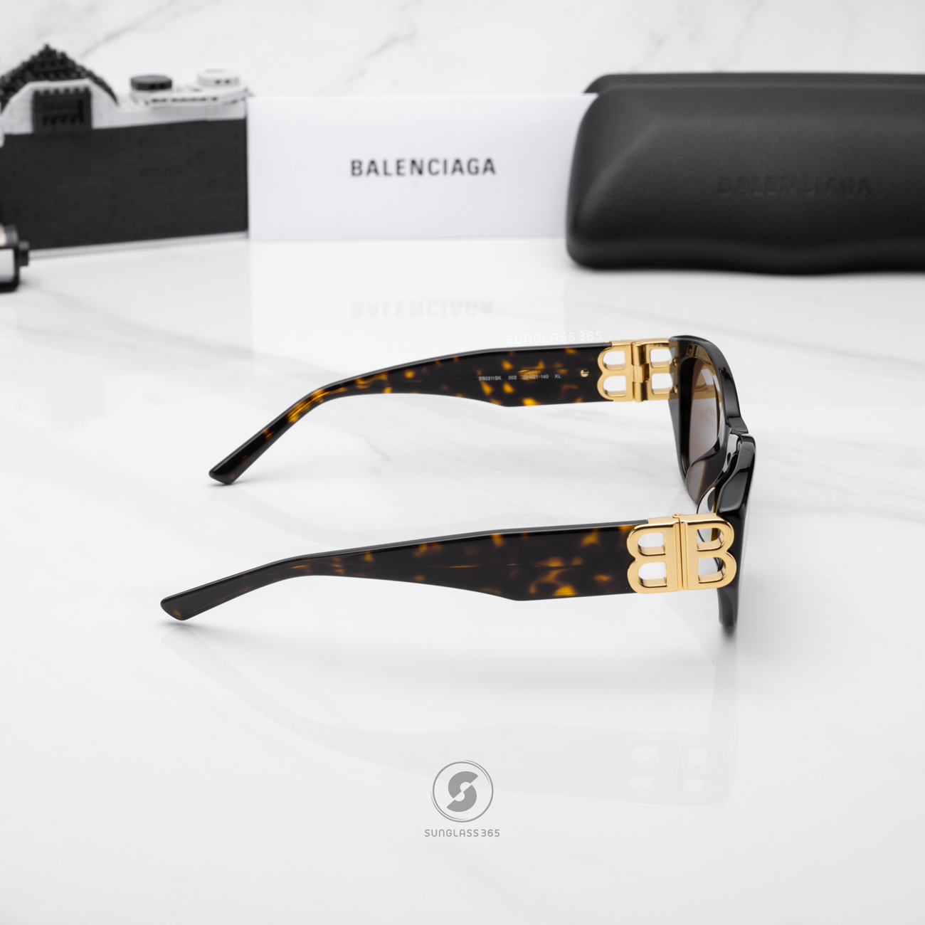 แว่นกันแดด Balenciaga BB0311SK 002