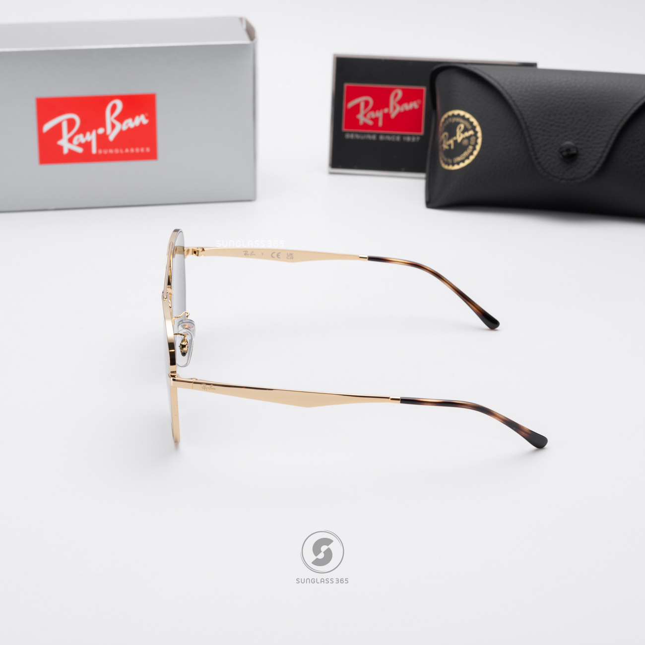 RayBan RB3724D 001/71 Gold