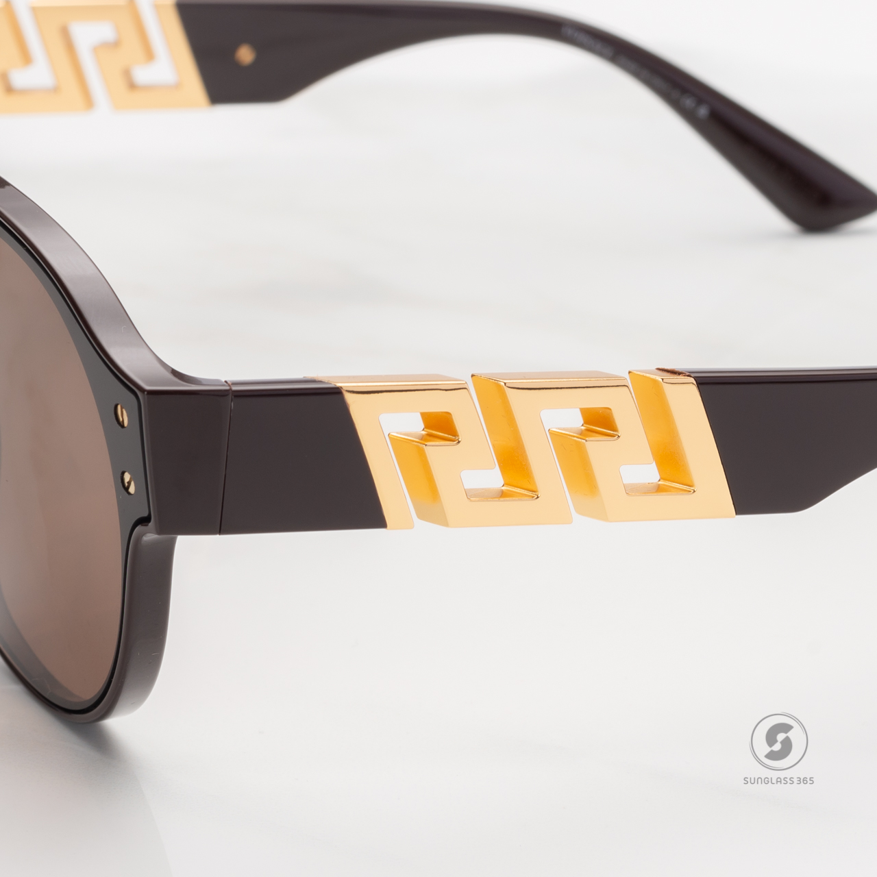 แว่นกันแดด Versace La Greca VE4420 535673